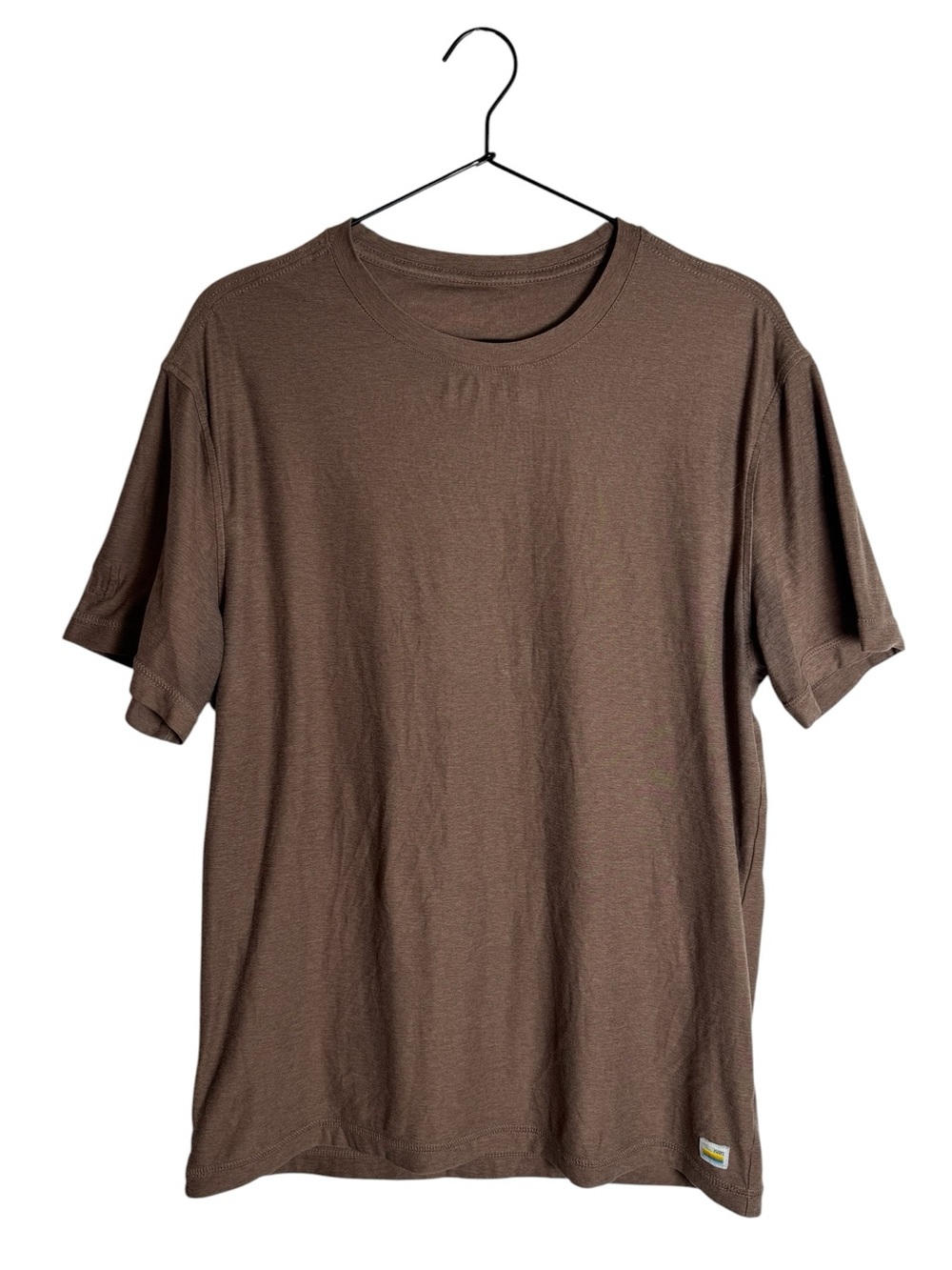 Vuori Men’s Strato Tech Tee Heather Brown Short Sleeve Crew Neck T-Shirt